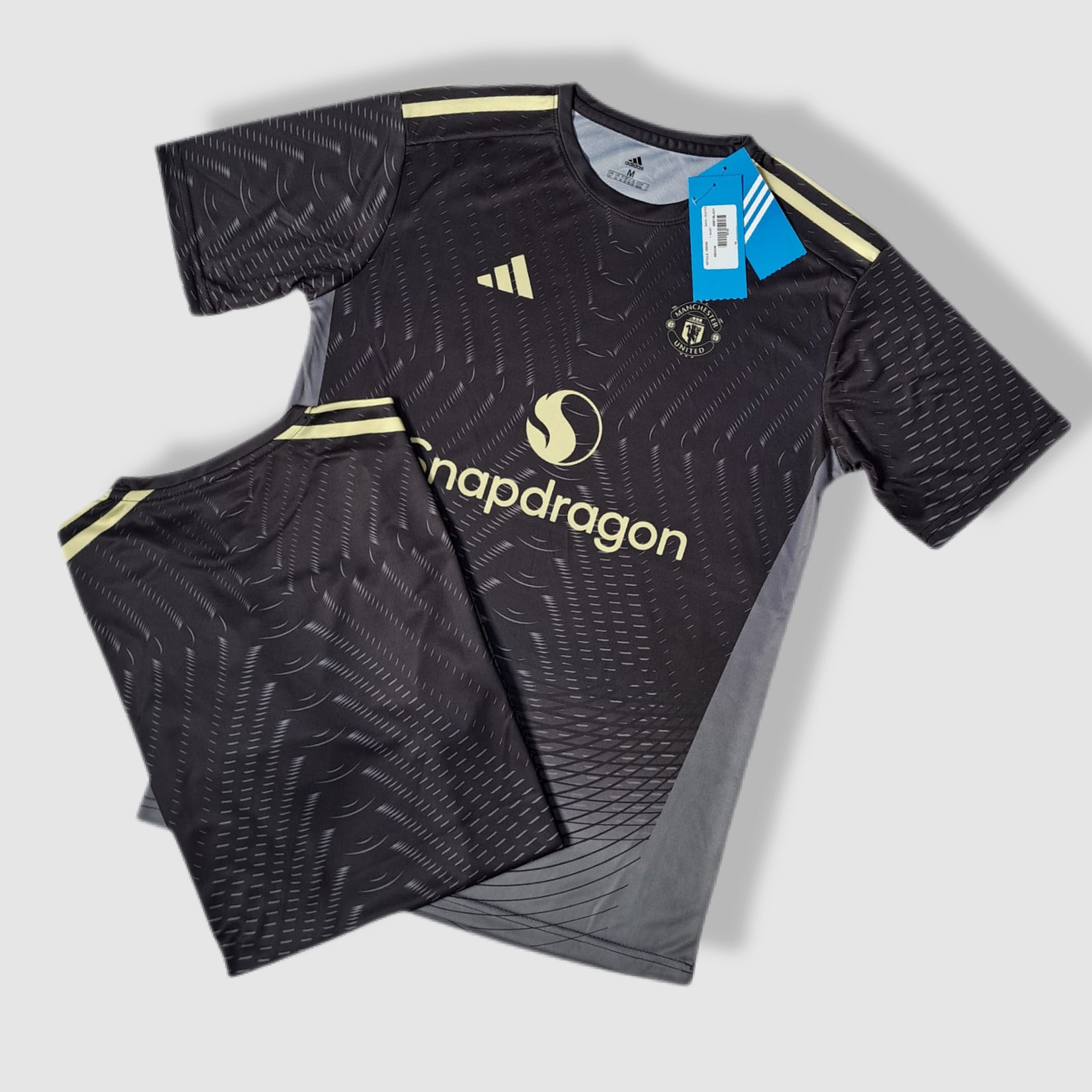 Manchester united black t-shirt gk no name