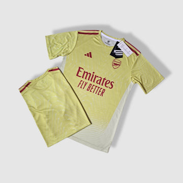 Arsenal yellow t-shirt GK no name