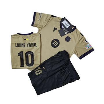 Barcelona yellow golden suit lamine yamal 10