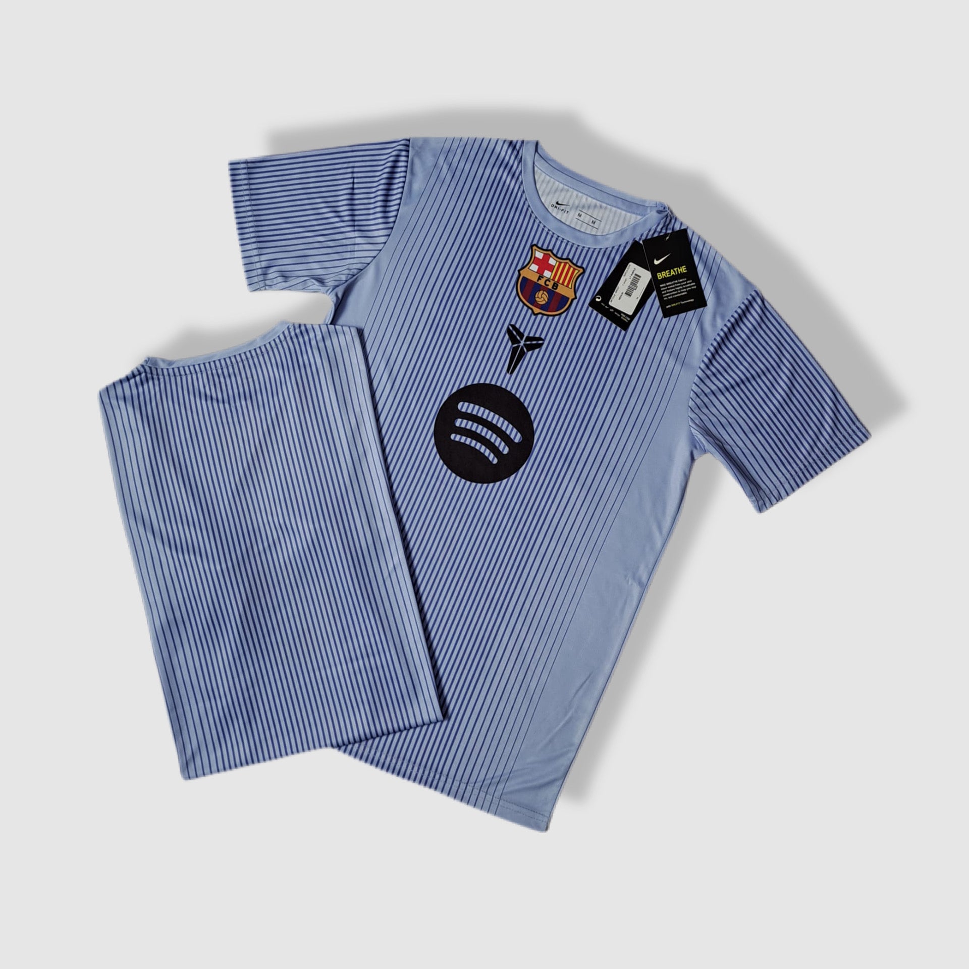 Barcelona lt purple t-shirt GK no name